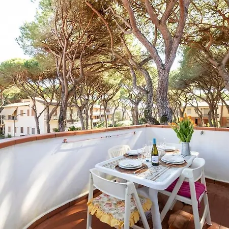 Apartment A Due Passi Dal Mare *